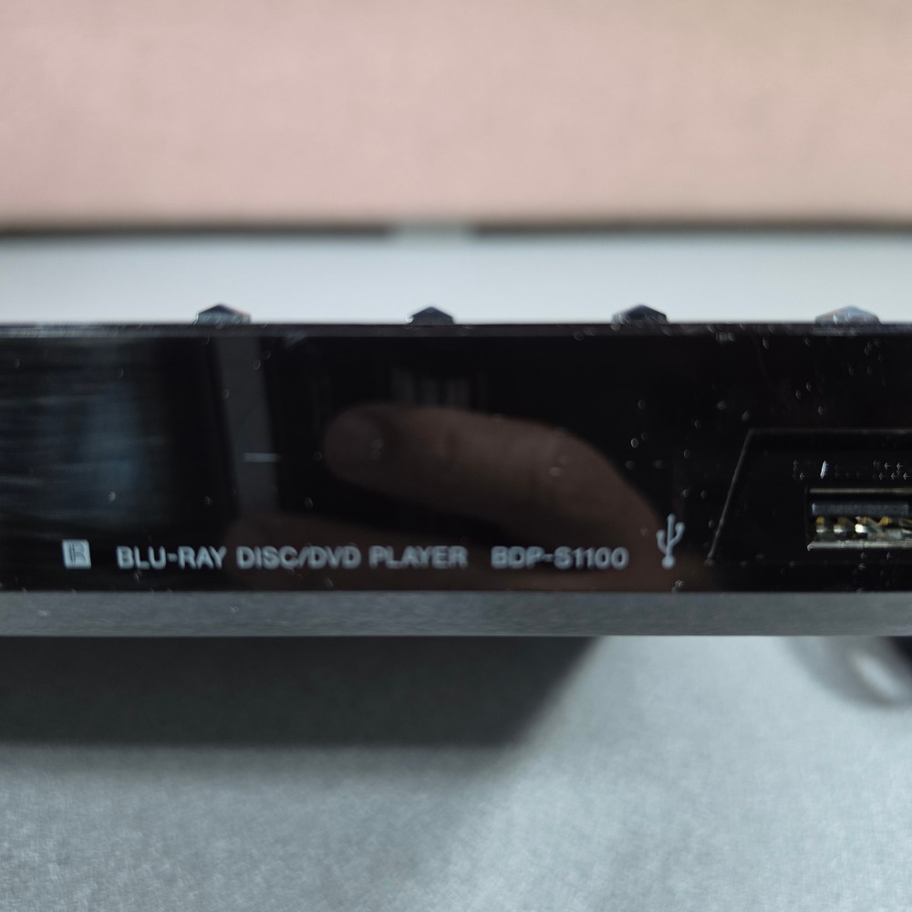 Sony Blu-ray DVD Player BDP-S1100 Black, Remote Included Streaming USB - Picture 4 of 11